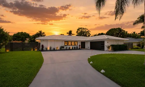 8111 W Lake Drive, Lake Clarke Shores, FL, 33406
