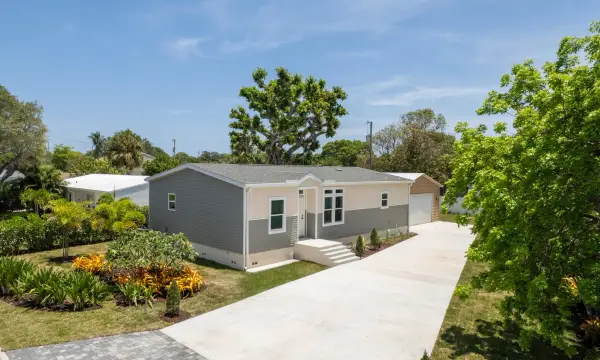 1757 N 12th Ct Court N, Lake Worth Beach, FL 33460