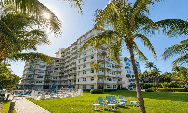 1069 Hillsboro Mile, Unit 603, Hillsboro Beach, FL, 33062