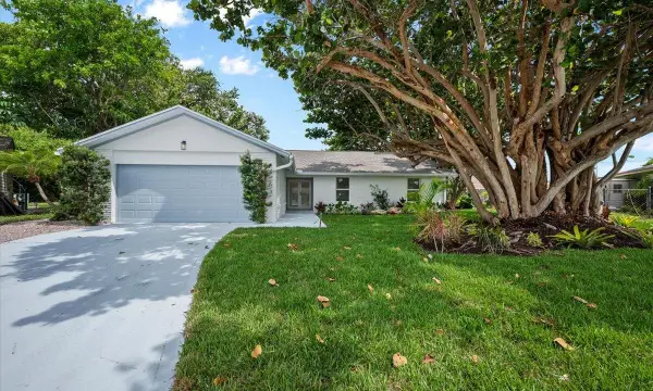 48 Wingo Street, Tequesta, FL 33469