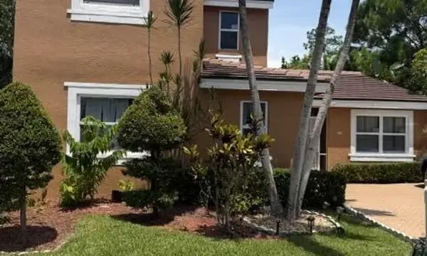 188 Caribe Court, Greenacres, FL 33413