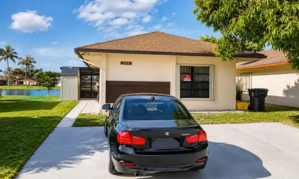 5318 Garden Hills Circle, West Palm Beach, FL, 33415