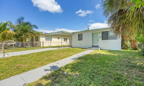 1208 W 32nd Street, Riviera Beach, FL 33404