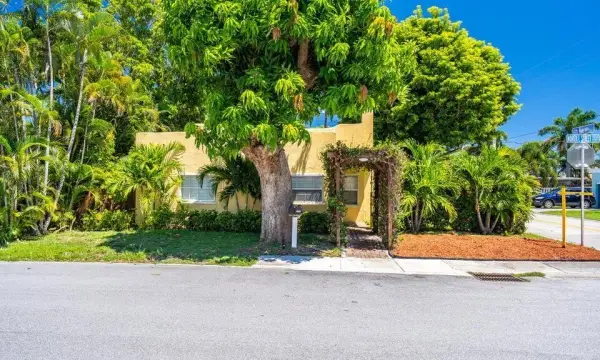 1602 N L Street, Lake Worth Beach, FL, 33460