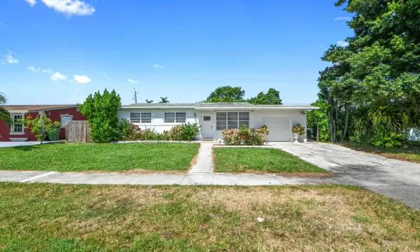 149 Cayman Drive, Palm Springs, FL, 33461
