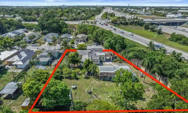 1740 11th Avenue N, Lake Worth Beach, FL 33460