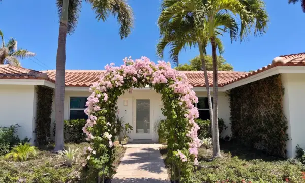 1584 Blue Water Terrace N, Lauderdale By The Sea, FL, 33062