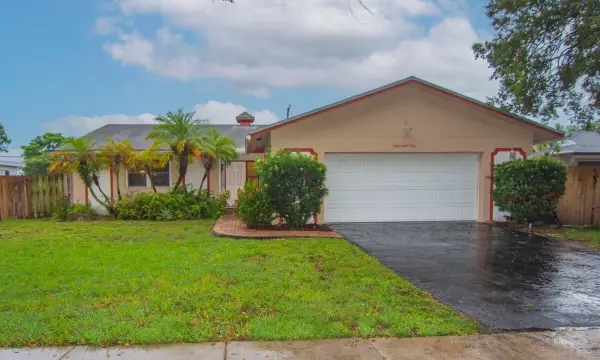 8860 SW 49th Street, Cooper City, FL, 33328