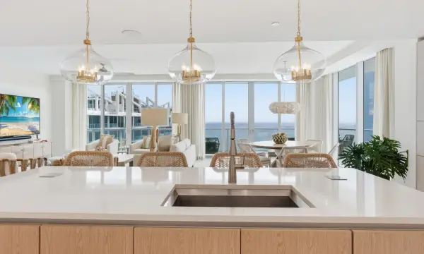 3100 N Ocean Drive P-ph4, Singer Island, FL 33404