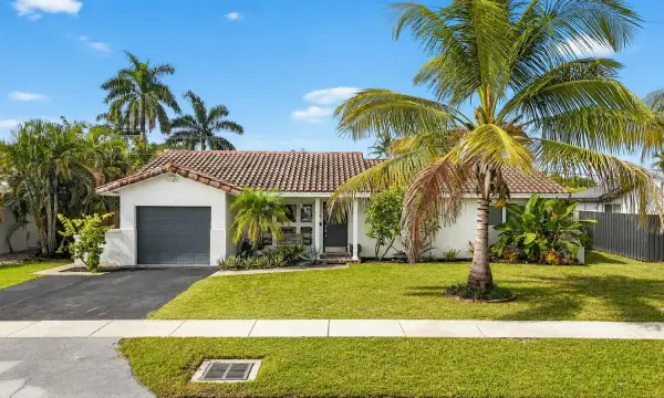 438 SW 9th Avenue, Boca Raton, FL 33486