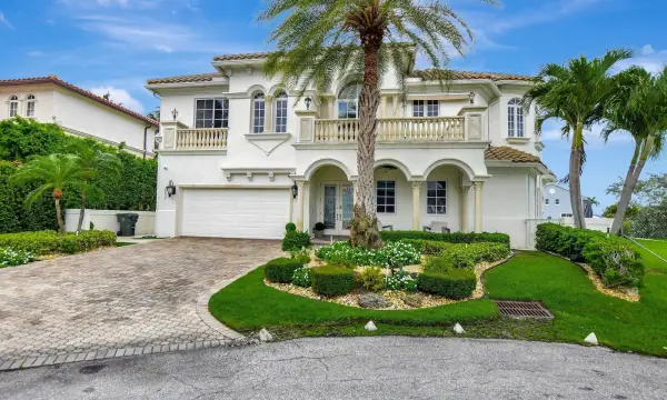 857 Havana Drive, Boca Raton, FL 33487