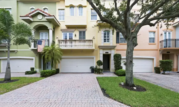 2486 San Pietro Circle, Palm Beach Gardens, FL 33410
