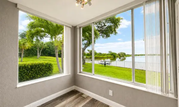 2831 N Oakland Forest Drive 101, Oakland Park, FL 33309