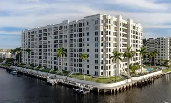 2880 NE 14th Street Causeway 413, Pompano Beach, FL 33062