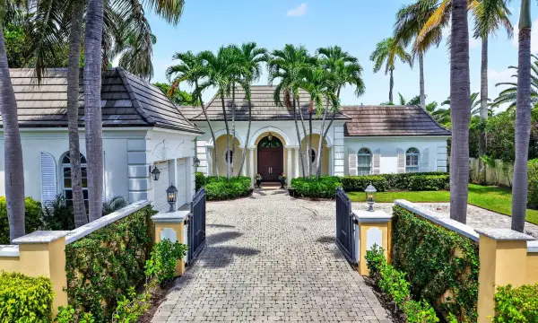 255 Cherry Lane, Palm Beach, FL 33480