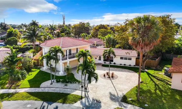 2836 NW 11th Avenue, Wilton Manors, FL 33311