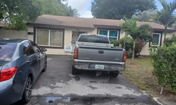 330 SW 14th Street, Dania Beach, FL 33004