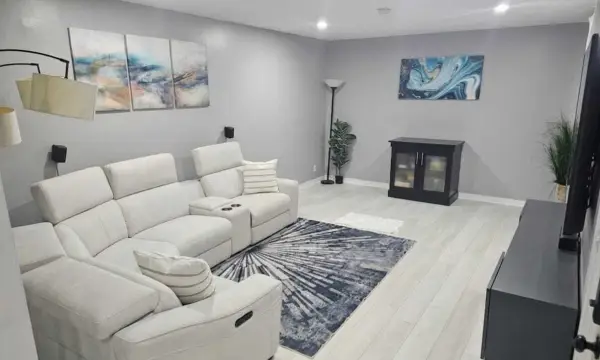 2492 NW 99th Avenue, Coral Springs, FL 33065