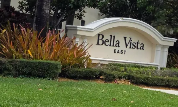 8055 Bellagio Lane, Boynton Beach, FL 33472