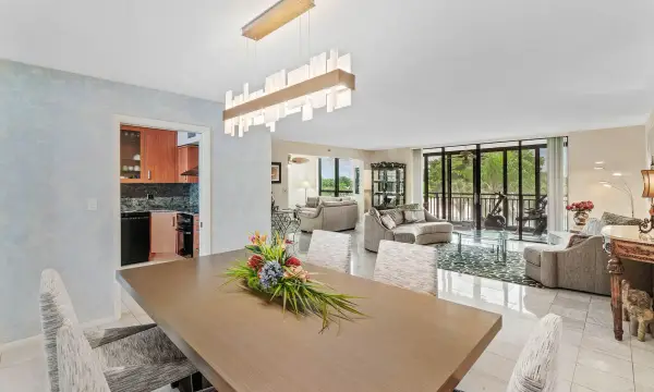 7202 Promenade Drive 401, Boca Raton, FL 33433
