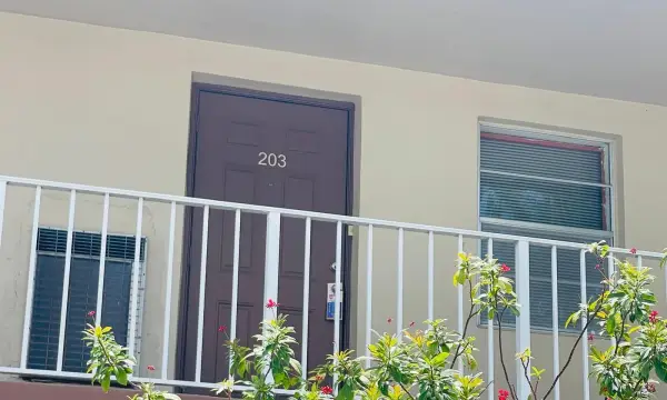 7200 NW 5th Place 203, Margate, FL 33063