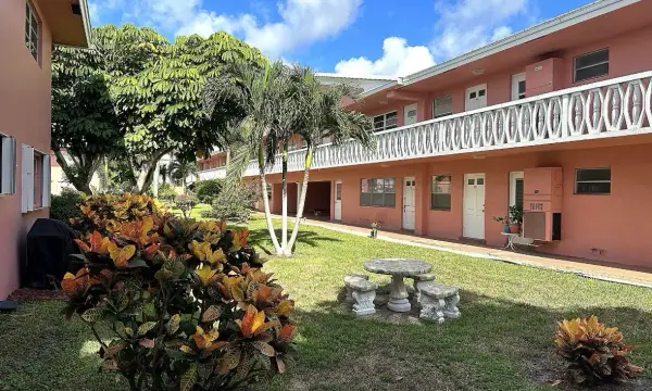 300 NE 20th Street 4100, Boca Raton, FL 33431