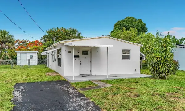 2573 NW 58th Avenue, Margate, FL 33063