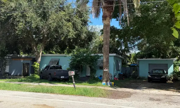 606 Columbus Parkway, Hollywood, FL 33021