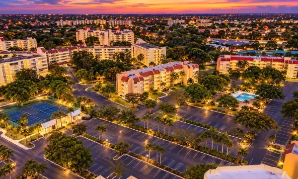 7080 Environ Boulevard 423, Lauderhill, FL 33319