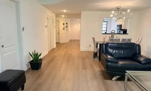 8659 Vía Reale 1, Boca Raton, FL 33496