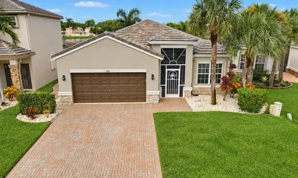 5691 Saddle Trail Lane, Lake Worth, FL 33449