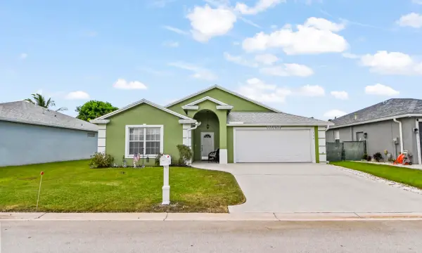 1324 Cape May Lane, Greenacres, FL 33413