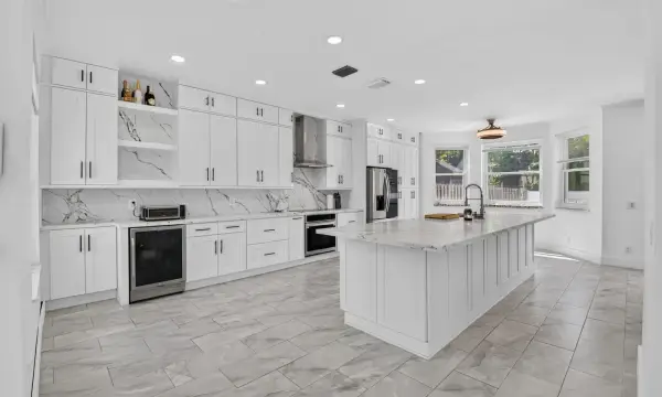 7001 Chesapeake Circle, Boynton Beach, FL 33436