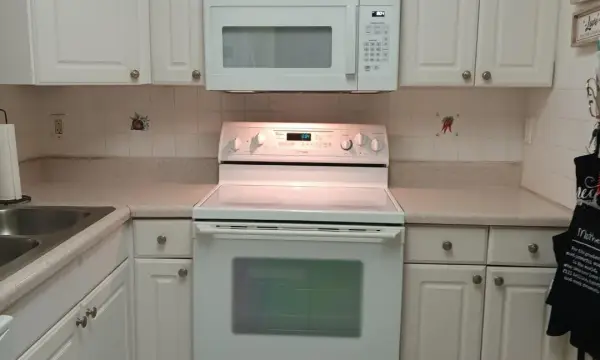 7320 Lake Cir Drive 407, Margate, FL 33063