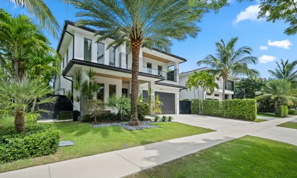 745 Park Drive W, Boca Raton, FL 33432
