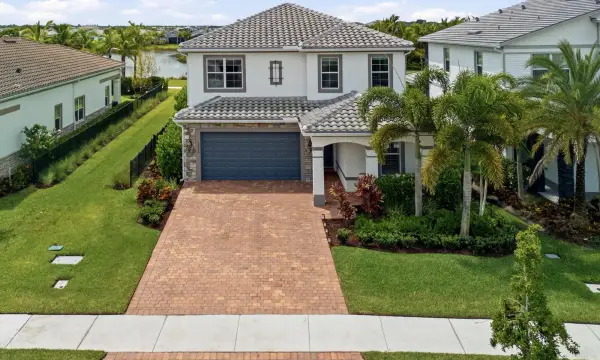 12530 Triumph Lane, Palm Beach Gardens, FL 33412