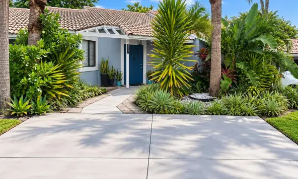 9912 Watermill Circle E, Boynton Beach, FL 33437
