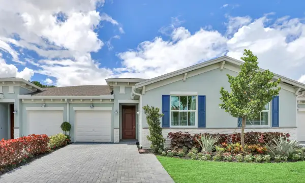 5820 Shining Sea Court, Delray Beach, FL 33484