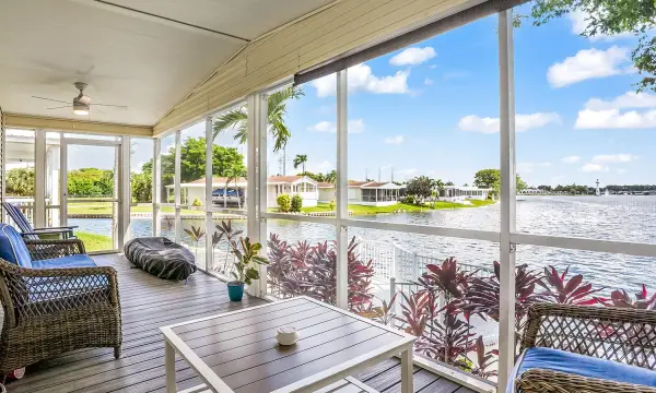 5420 Lagoon Drive, Fort Lauderdale, FL 33312