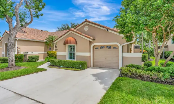204 Sabal Palm Lane, Palm Beach Gardens, FL 33418