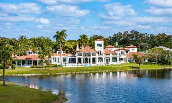 13101 Monet Lane, Palm Beach Gardens, FL 33410