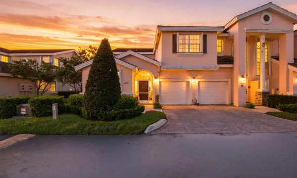 12335 NW 10th Drive B-5, Coral Springs, FL 33071