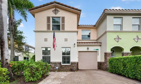 7791 SW 52nd Place 7791, Davie, FL 33328