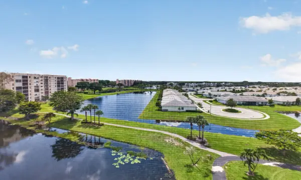 6866 Huntington Lane 707, Delray Beach, FL 33446