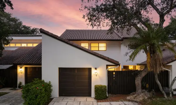6850 NW 2nd Avenue 16, Boca Raton, FL 33487