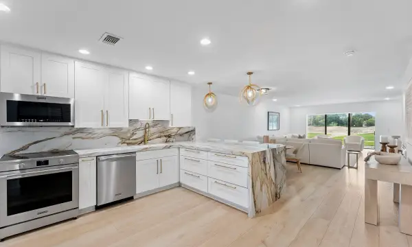 11 Southport Lane E, Boynton Beach, FL 33436