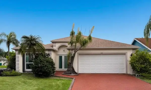 240 SE 8th Street, Dania Beach, FL 33004