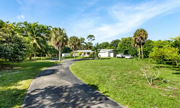 5200 Club Road, Haverhill, FL, 33415