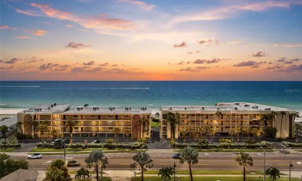3500 Gulf Boulevard, Unit 204, Belleair Beach, FL, 33786