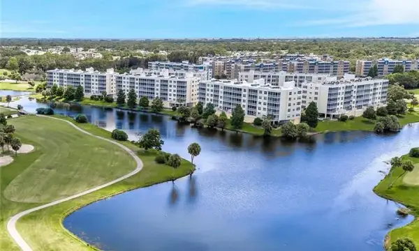 1200 Country Club Drive, Unit 2106, Largo, FL, 33771